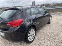 Usado Opel Astra Enjoy 100 CV (73 kW) 2010 Negro Berlina