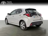 Usado Toyota Yaris Active 116 CV (85 kW) 2025 Gris Utilitario