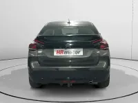 Usado Citroën C4 Feel 110 CV (80 kW) 2022 Gris / plata Berlina