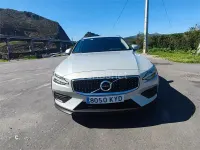 Begagnad Volvo V60 CC 190 HK (139 kW) 2019 Grå Kombi