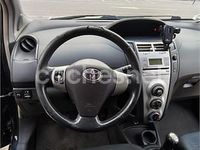 Usado Toyota Yaris 90 CV (66 kW) 2006 Negro Berlina
