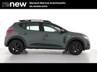 Usado Dacia Sandero Extreme 101 CV (74 kW) 2025 Verde Berlina
