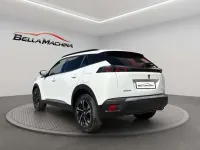 Usado Peugeot 2008 Allure 110 CV (80 kW) 2022 Blanco SUV