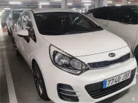 Usado Kia Rio 84 CV (61 kW) 2016 Blanco Utilitario