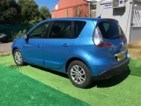 Usado Renault Scénic III Dynamique 110 CV (80 kW) 2012 Monovolumen