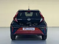Usado Toyota Aygo X 72 CV (52 kW) 2023 Burdeos SUV