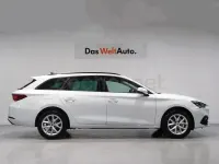 Usado Seat Leon Style 116 CV (85 kW) 2025 Blanco Familiar