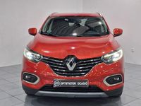 Usado Renault Kadjar Zen 140 CV (102 kW) 2019 Granate SUV