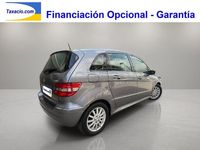 Usado Mercedes B180 109 CV (80 kW) 2008 Gris / plata Monovolumen
