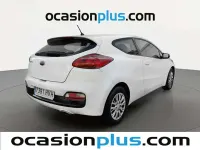 Käytetty Kia ProCeed 99 HP (72 kW) 2014 Valkoinen Viistoperä