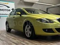 Usado Seat Leon Stylance 105 CV (77 kW) 2008 Verde Utilitario