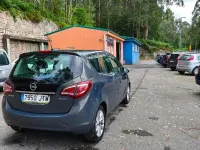 Usado Opel Meriva Excellence 110 CV (80 kW) 2016 Beige Monovolumen