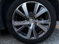 Usado Peugeot 2008 Allure 100 CV (73 kW) 2016 Blanco SUV