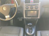 Usado VW Touran Sport 140 CV (102 kW) 2008 Gris / plata Monovolumen