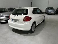 Usado Toyota Auris 90 CV (66 kW) 2007 Blanco Utilitario