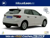 Usado Skoda Fabia Essence 95 CV (69 kW) 2024 Blanco Utilitario