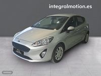 Usado Ford Fiesta Trend 75 CV (55 kW) 2019 Gris Utilitario