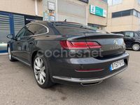 Usado VW Arteon Elegance 190 CV (139 kW) 2019 Gris / plata Berlina