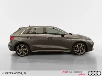 Usado Audi A3 S-Line 204 CV (150 kW) 2025 Gris Berlina