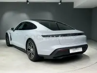 Usado Porsche Taycan 319 kW (435 CV) 2024 Eléctrico Berlina