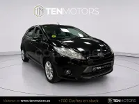 Usado Ford Fiesta Trend 68 CV (50 kW) 2010 Negro Berlina