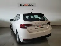 Usado Skoda Fabia Ambition 95 CV (69 kW) 2023 Blanco Utilitario