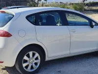 Usado Seat Leon Style 105 CV (77 kW) 2008 Blanco Utilitario
