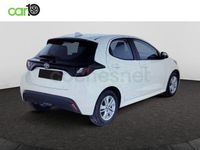 Usado Toyota Yaris Hybrid Business Edition 116 CV (85 kW) 2022 Blanco Berlina
