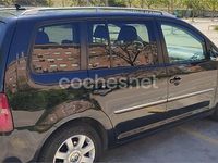 Usado VW Touran Highline 140 CV (102 kW) 2009 Negro Monovolumen
