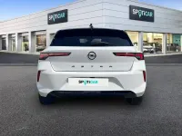 Usado Opel Astra 130 CV (95 kW) 2023 Blanco Berlina