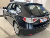 Usado Subaru Impreza 150 CV (110 kW) 2007 Gris Utilitario