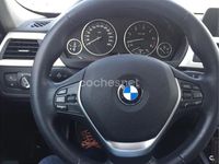 Usado BMW 318 143 CV (105 kW) 2014 Negro Familiar