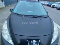 Usado Peugeot 207 75 HP (55 kW) 2012 Preto Sedan