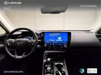 Usado Lexus NX450h+ 306 CV (225 kW) 2025 Gris / plata SUV