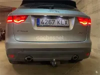 Usado Jaguar F-Pace R-Sport 180 CV (132 kW) 2018 Gris / plata SUV