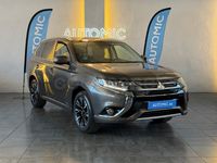 Usado Mitsubishi Outlander P-HEV 203 CV (149 kW) 2017 Marrón SUV