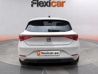Usado Seat Leon Style 116 CV (85 kW) 2021 Blanco Berlina