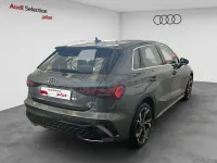 Usado Audi A3 S-Line 204 CV (150 kW) 2025 Gris / plata Berlina