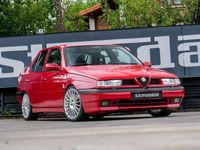 Usado Alfa Romeo 155 189 CV (139 kW) 1993 Rojo Berlina