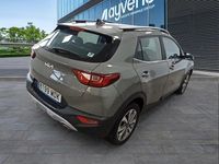 Usado Kia Stonic 120 CV (88 kW) 2023 Verde SUV