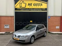 Usado Nissan Almera Acenta 98 CV (72 kW) 2004 Gris / plata Berlina