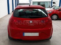 Usado Seat Leon Reference 85 CV (62 kW) 2009 Rojo Utilitario