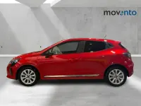 Usado Renault Clio V Evolution 100 CV (73 kW) 2025 Rojo Berlina
