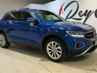 Usado VW T-Roc Life 109 CV (80 kW) 2024 Azul SUV