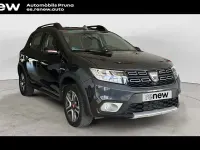 Usado Dacia Sandero 90 CV (66 kW) 2019 Gris Berlina