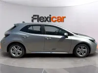 Usado Toyota Corolla Active 122 CV (89 kW) 2022 Gris Berlina