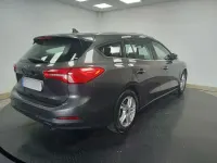 Begagnad Ford Focus Trend 125 HK (91 kW) 2019 Grå Kombi