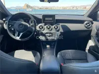 Usado Mercedes A180 Style 109 CV (80 kW) 2015 Gris / plata Utilitario