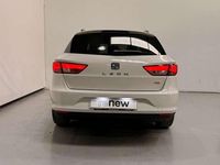 Käytetty Seat Leon Reference 105 HP (77 kW) 2015 Valkoinen Viistoperä