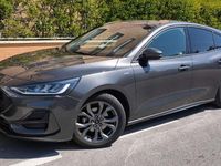 Usado Ford Focus ST-Line X 155 CV (114 kW) 2024 Gris Utilitario